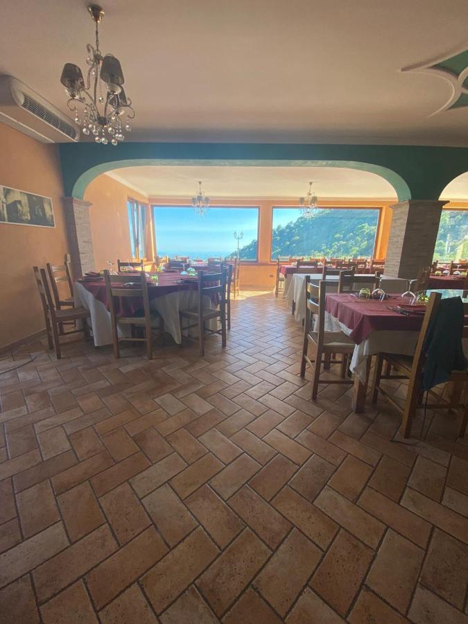 Agriturismo Collecammino Villa Lenola Exterior photo